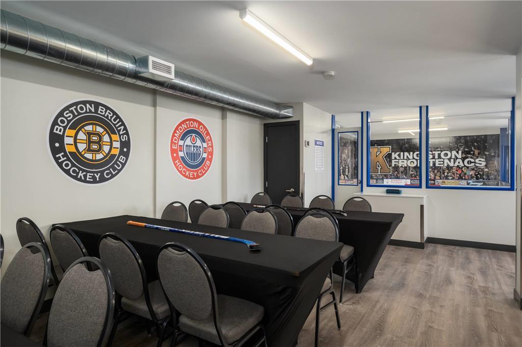 Quality Inn & Conference Centre Kingston Central Facilidades foto